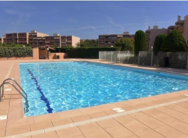 Appartement Paisible Avec Vue Panoramique Mer Et Acces Direct Plage Bormes-les-Mimosas Exterior photo